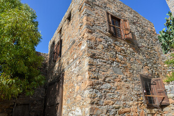 Fototapeta premium Festungsinsel Spinalonga (Kalydon) in Elounda, Agios Nikolaos, Kreta (Griechenland)