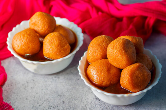 sugar filled roll, commonly known as "Rasgulla" or " Nolen Gurer Rosogolla" in Bengali is made of new Jaggery and Curd.

