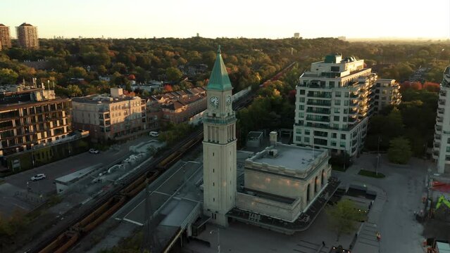 Toronto LCBO Clocktower Drone Clip - Push In - Clip 2