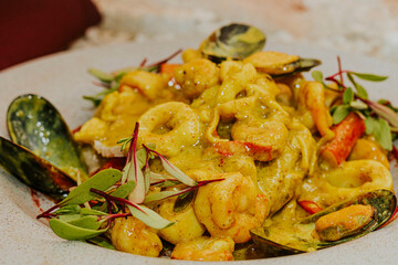 shrimp spaghetti with vegetables
