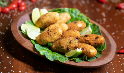 Fried ball of cod (bolinho de bacalhau)