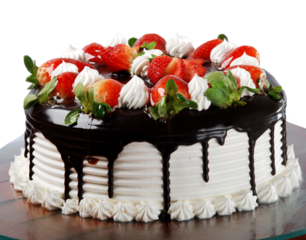 Cake with white chocolate icing, whipped cream and strawberries