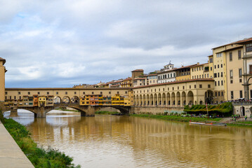 Fototapeta na wymiar Florence, Ponte Vecchio, Italy