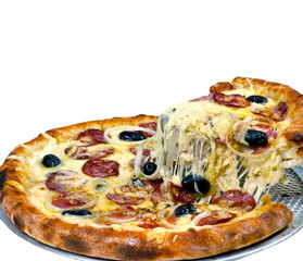 Pepperoni pizza with slices of onions
