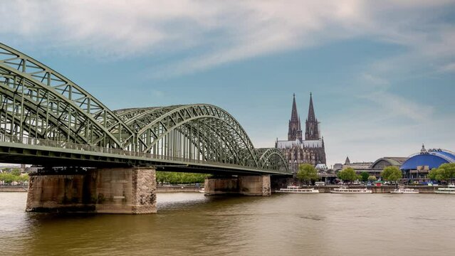 Cologne Germany time lapse 4K, city skyline timelapse at Cologne Cathedral (Cologne Dom) and Hohenzollern Bridge