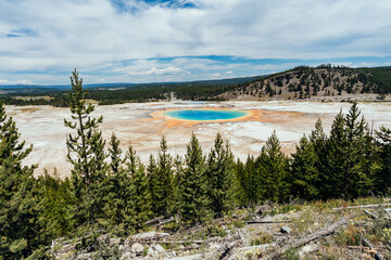 Geysers and thermal lakes