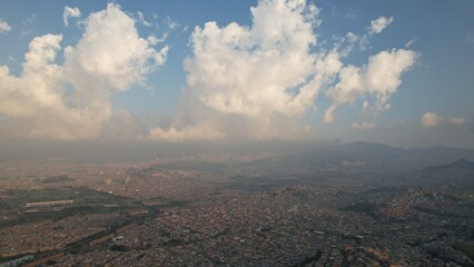 Nubes sobre la ciudad.