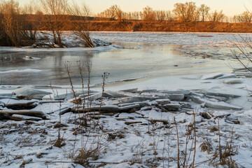 ice broke on the don river in central Russia february 2023