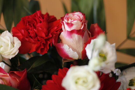 A bouquet of different roses.