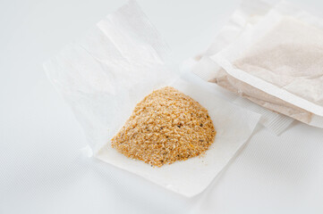 パックから出した粉末和風だし