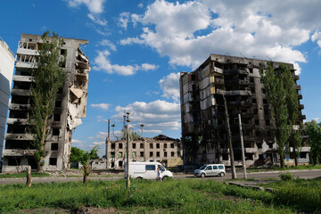 Russian air force dropped bombs and destroyed buildings, killed civilians