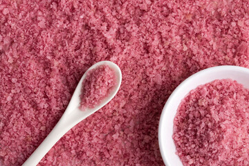Red wine salt crystals in the spoon