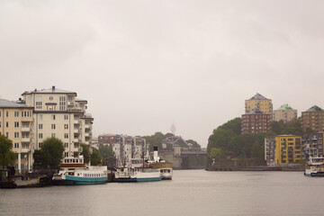 Obraz premium city canal in the country