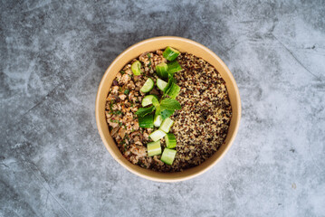 Obraz na płótnie Canvas Healthy Thai food delivery quinoa with ingredients