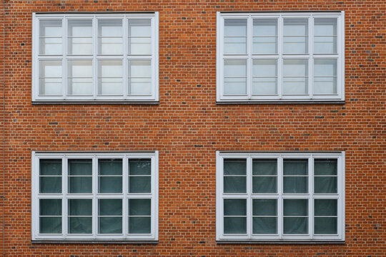 Fassade aus Ziegelstein mit Fenster, Berlin, Deutschland, Europa