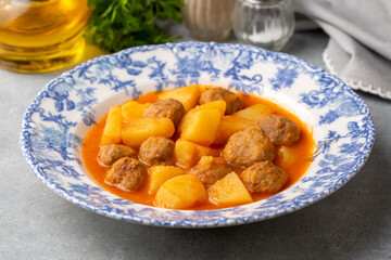Potato dish with meatballs, Turkish name; sulu patates yemegi