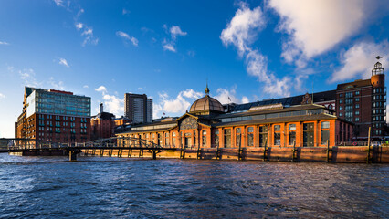 Obraz premium Hafen Hamburg Markthalle Elbe