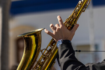 Obraz premium Street music band performing at a outdoor festival