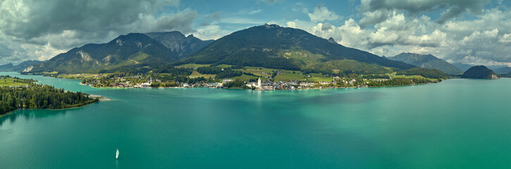 Fototapeta na wymiar Lake Wolfgang, Wolfgangsee, view on Schafberg, Drone view, Panorama
