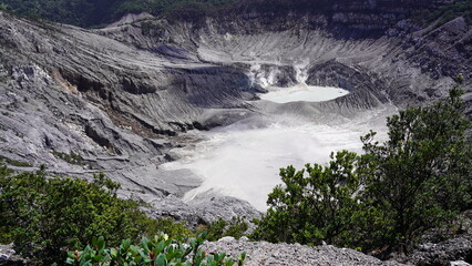 Tangkuban Perabu Mount|volcano|Indonesia Bandung Travel|覆舟火山