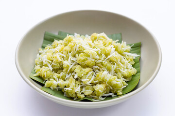 Green rice Thai dessert with coconut (Khao Mao)