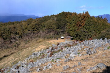 佐川ナウマンカルスト　休憩所　冬　（高知県　佐川町）