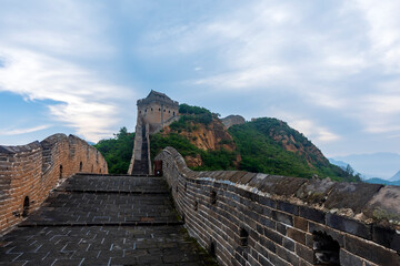 Great Wall in China，The Great Wall and the beautiful clouds in the morning