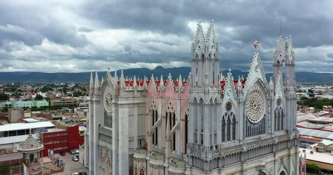 Aerial drone shot of Expiatory Temple Leon, Guanajuato, Mexico.