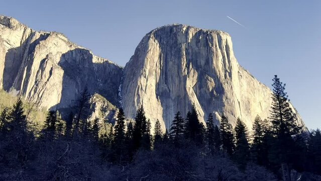 pan of el capitan in yosemite national park