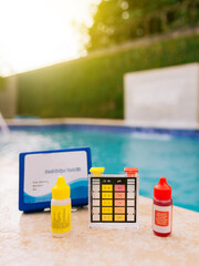 PH tester for pool maintenance. Water test kit for swimming pools, Chlorine and ph tester for...