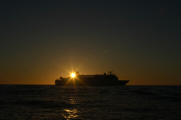 Sonnenuntergang mitten im Atlantik