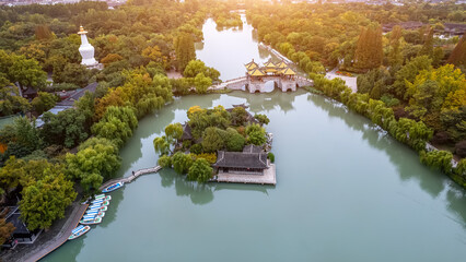Fototapeta premium Aerial photograph of Chinese garden landscape in Yangzhou