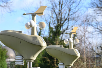 meteo meteorologique donnee information observation observatoire climat temps outils anemometre...
