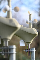 meteo meteorologique donnee information observation observatoire climat temps outils anemometre...