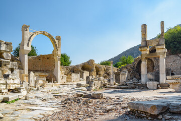 Fototapeta premium View of ruins in Ephesus (Efes), Izmir Province, Turkey.