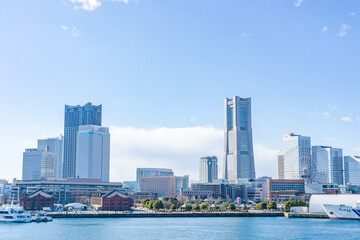Fototapeta premium 神奈川県横浜市みなとみらいの都市風景