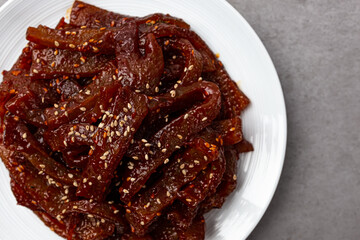 Stir-fried pork rind seasoning in spicy sauce