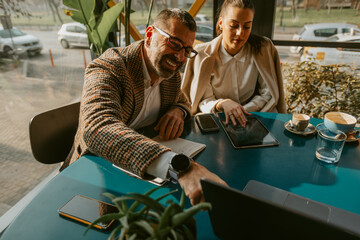 Close up of smiley business man