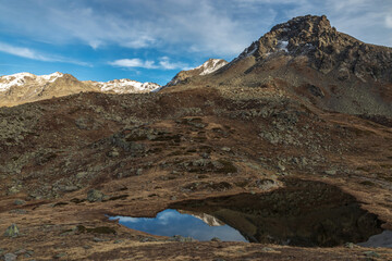 Rocher de la Grande Tempête , Paysage de la vallée de la Clarée à l' automne , Hautes-Alpes , France 