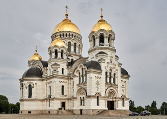 Fototapeta na wymiar Ascension Military All-Cossack Patriarchal Cathedral is an Orthodox church in Novocherkassk.