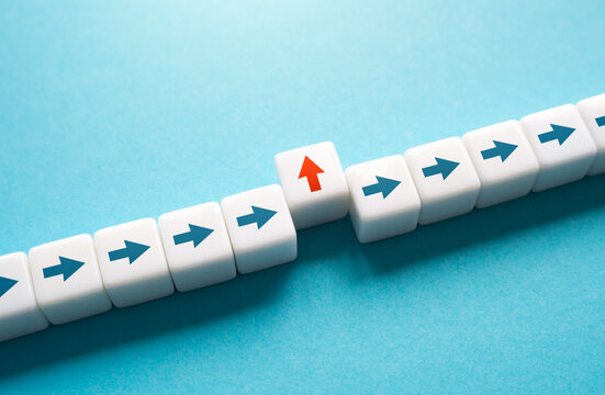 Move in your direction. Rejection of the generally accepted line. Detachment and uniqueness. Alternative path. Conformism denial. Atypical thinking. Run from routine. New experience and opportunities.