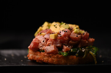 Pizza Sushi salmon avocado