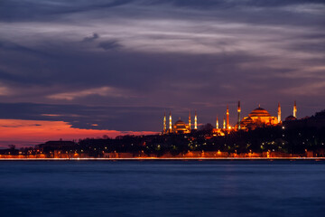 Obraz premium sunset over the city