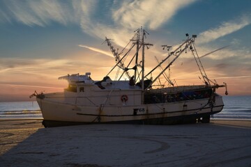 Fototapeta premium Beached Fishing Boat