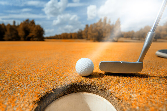 Hole In One Golf" Bilder – Durchsuchen 13 Archivfotos, Vektorgrafiken und  Videos | Adobe Stock