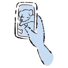 愛犬の様子（画像）が表示されたスマートフォンを持つ手