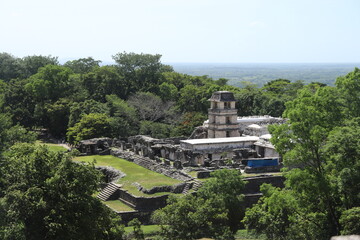 Obraz premium Mayan towers of Chiapas, Mexico Red Queen