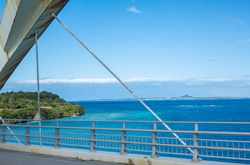 Fototapeta na wymiar 沖縄県の名護市の海岸と公園