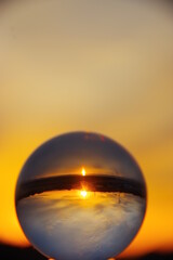 世界を閉じ込める