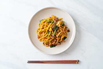 stir-fried yakisoba noodles with vegetable in vegan style